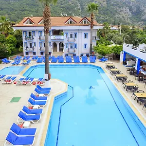 Otel Akdeniz ***
